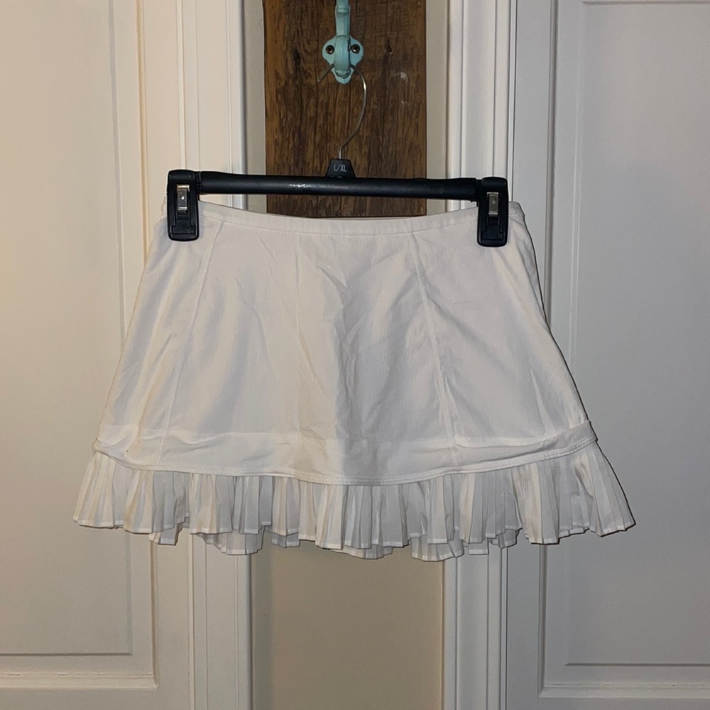 White Ruffle Bottom Lululemon Athletic Skirt